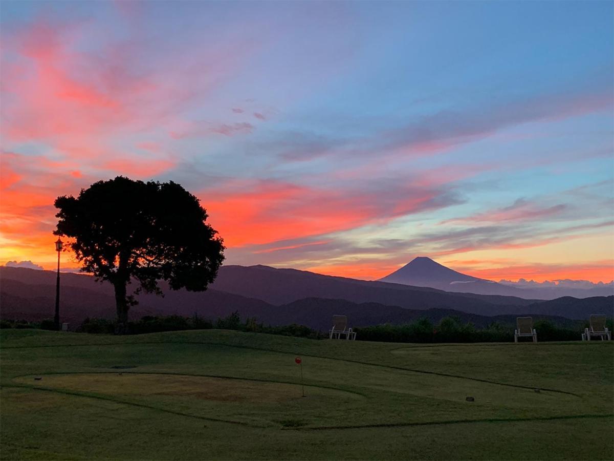 Yugashima Golf Club & Hotel Resort Izu  Exterior foto